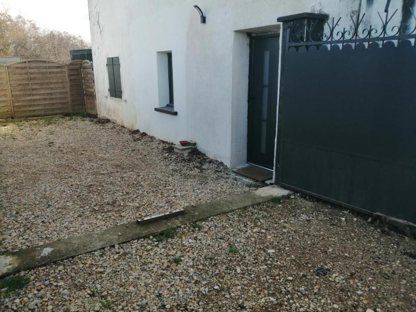 Appartement Tout Proche De Bourg-En-Bresse Peronnas Exterior photo